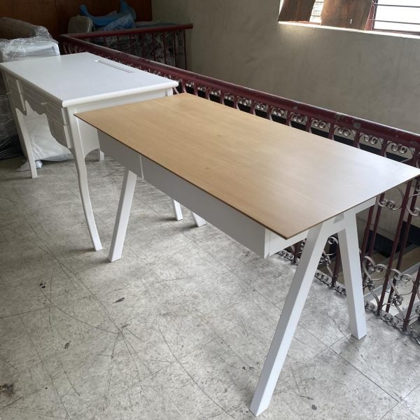 STUDY TABLE - VIEW 1